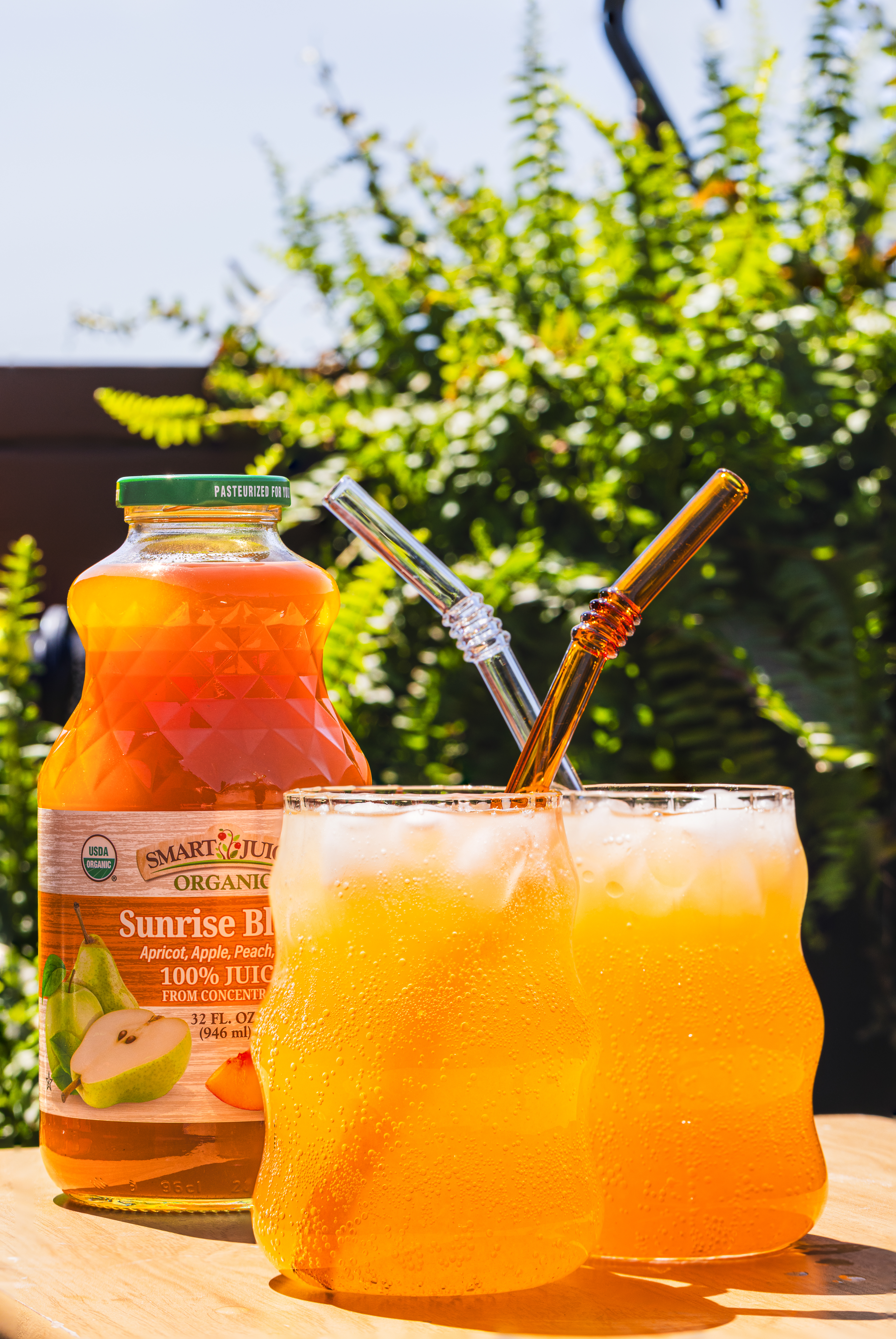 Sunrise Blend Spritz Lifestyle Photo